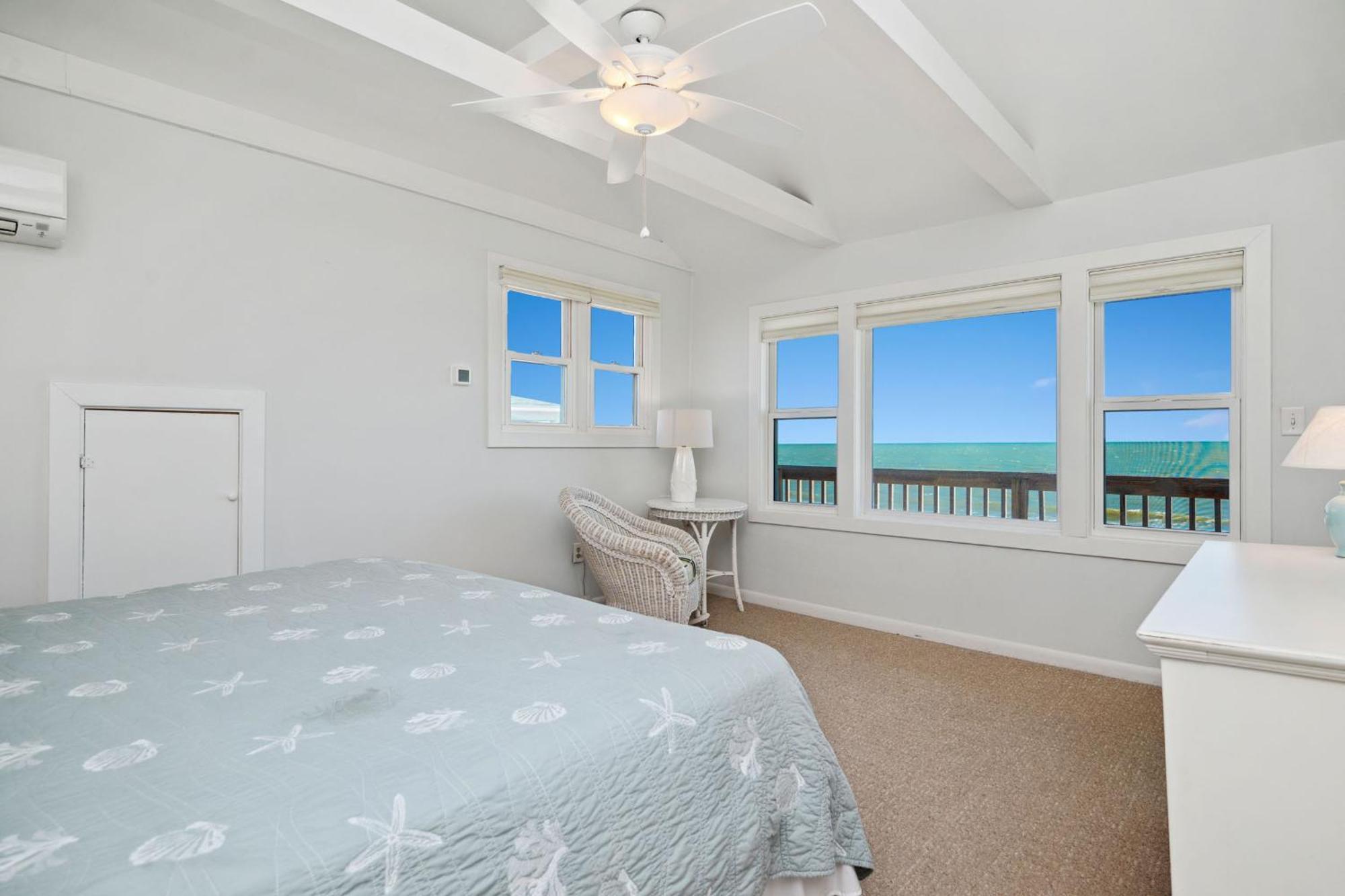 Re-Juvenated Villa Oak Island Exterior photo